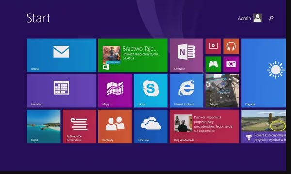 Windows 8.1 main screen captured from a tablet