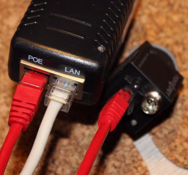 Camera powered with a PoE power supply