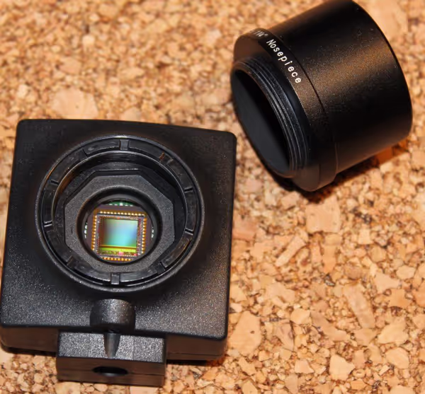 IDS Imaging UI-1240ML-NIR-GL front view