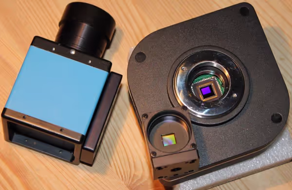 Discovery M15 compared to xiQ and DMK21 cameras