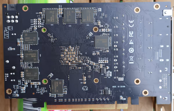 Kinology RX 570 16GB internals