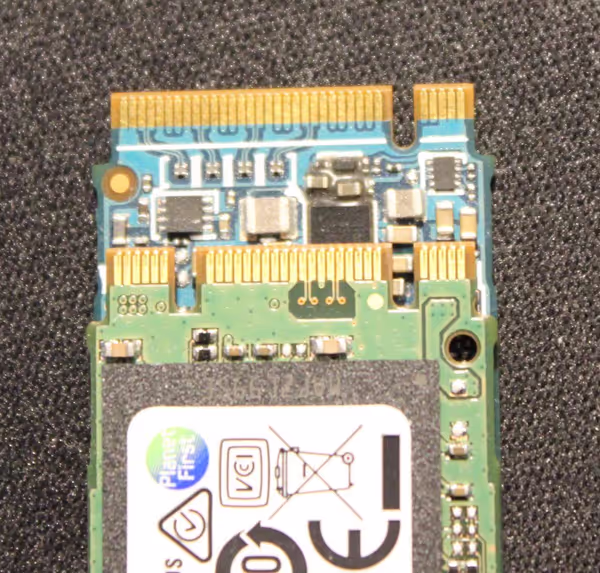 B+M-key SATA SSD on top of M-key NVMe SSD
