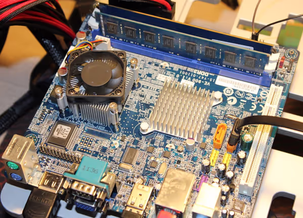 VIA VE-900 in action