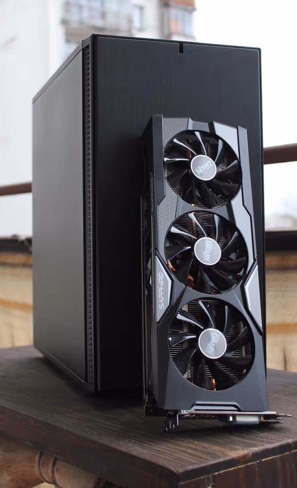 Compact Threadripper build