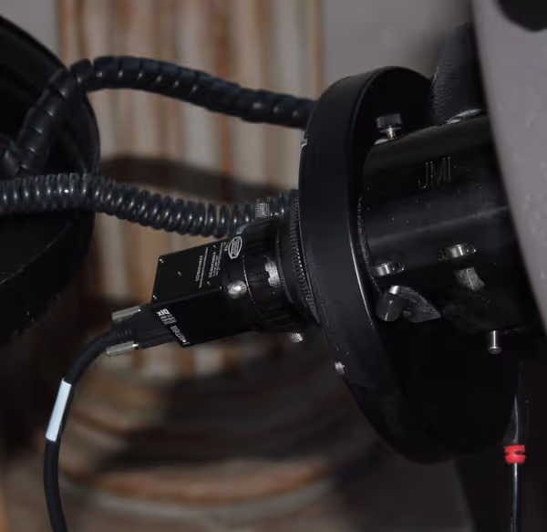 xiQ in a filter wheel