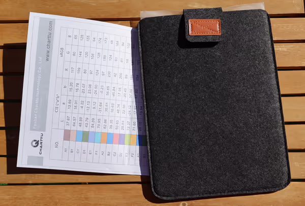 Packaging and color reference table