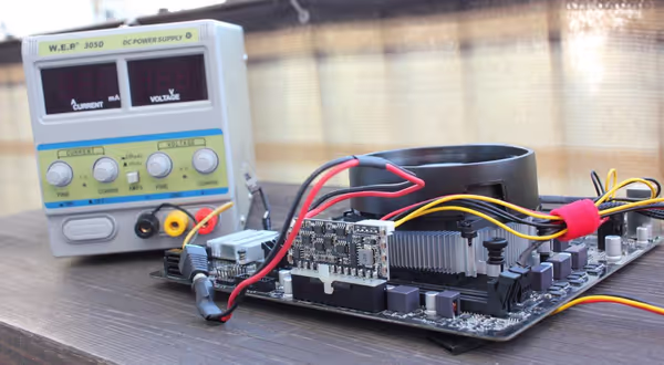 Asrock AB350M-HDV, PicoPSU and lab power supply