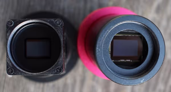 QHY5-III 174MM versus Ximea MC023MG-SY