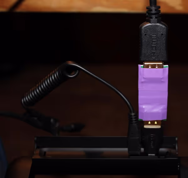 USB and HDMI cables fitted to the Atrix Lapdock