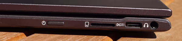 UPERFECT X 13,3 lapdock power and other connectors