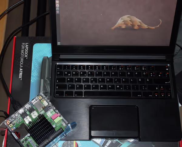 Odroid-X2 connected to the Atrix Lapdock