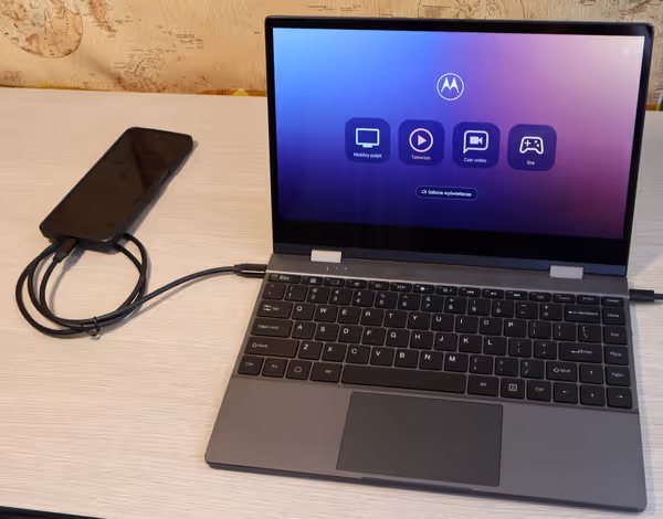 Motorola ReadyFor mode selection