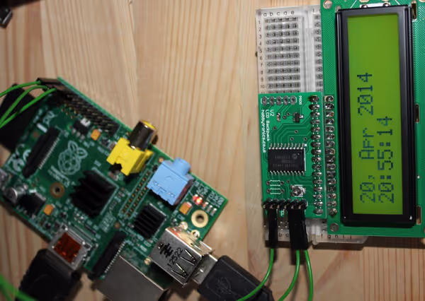 Using Raspberry Pi UART to control the LCD